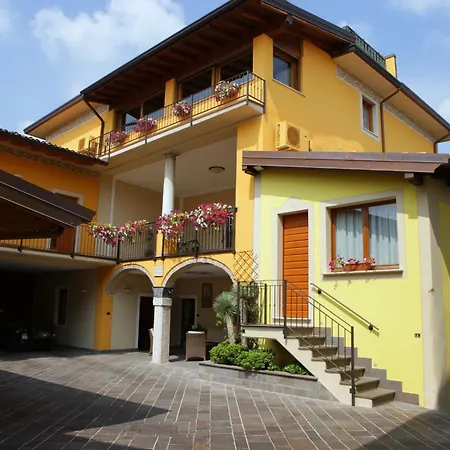 Il Barone Moniga del Garda